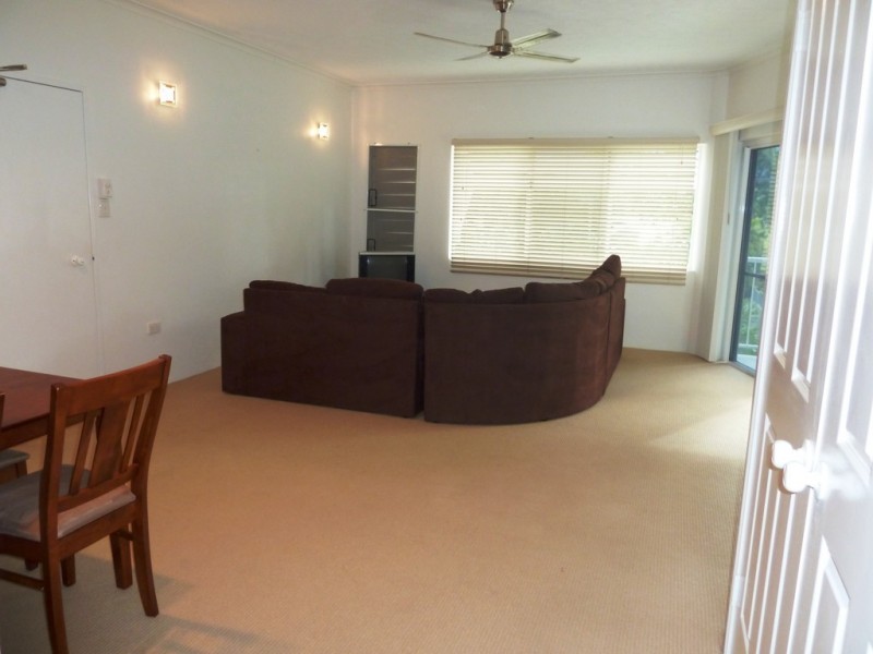 5/98-100 Moore Street, Trinity Beach QLD 4879