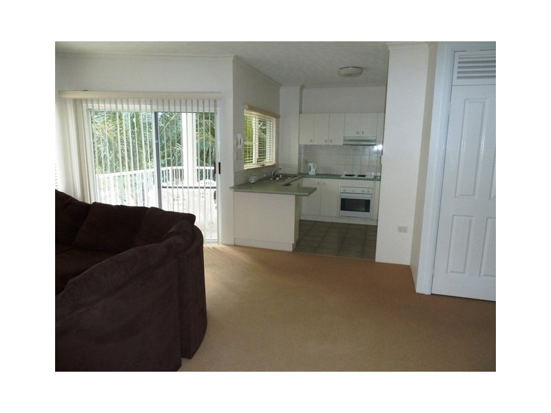 5/98-100 Moore Street, Trinity Beach QLD 4879