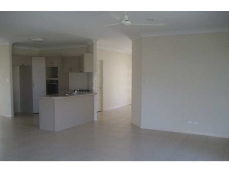 7 Bowline Close, Trinity Beach QLD 4879