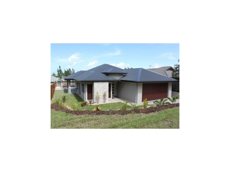 8 Retreat Close, Palm Cove QLD 4879