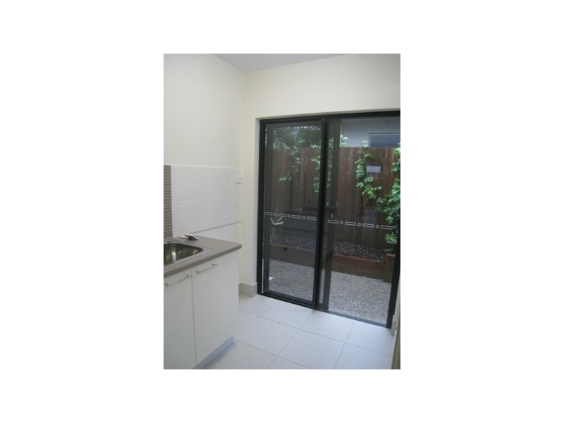 8 Retreat Close, Palm Cove QLD 4879
