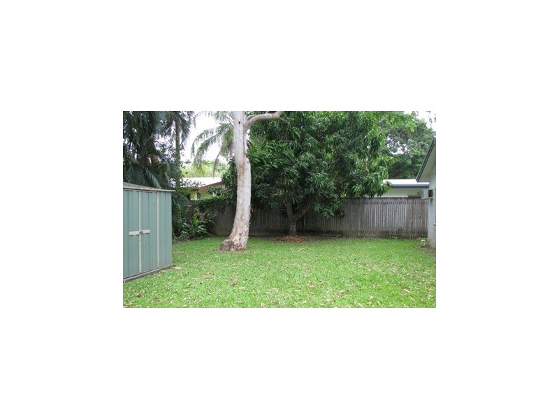 25 Rabaul Street, Trinity Beach QLD 4879
