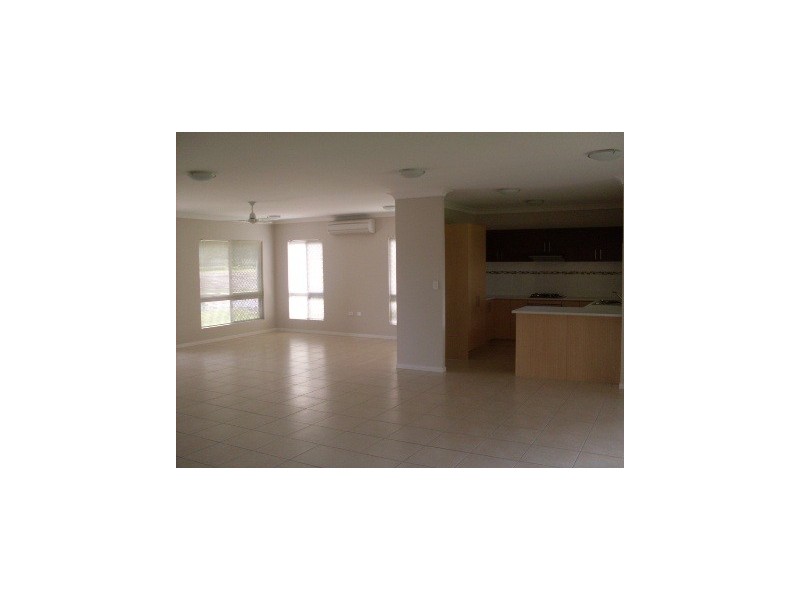 96 Roberts Drive, Trinity Beach QLD 4879