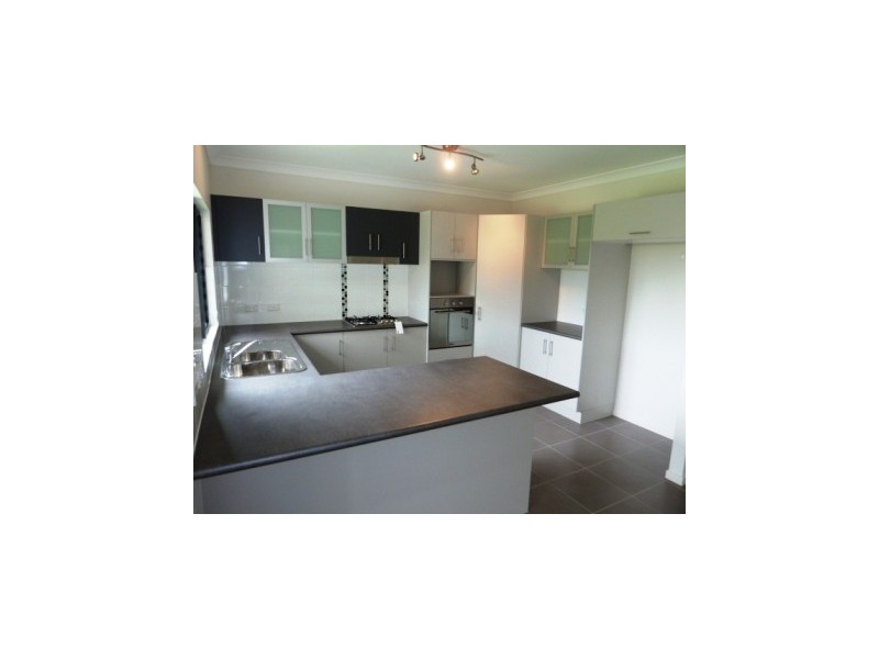 2 Murrinda Gardens, Trinity Park QLD 4879