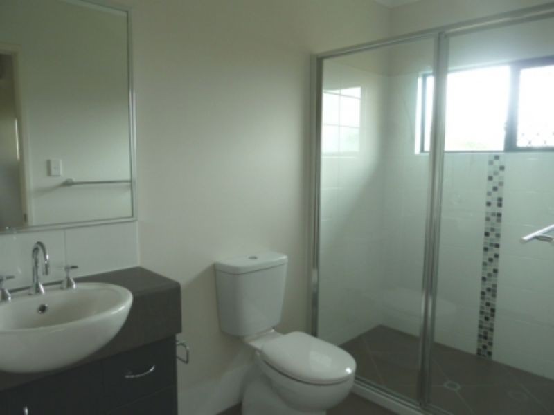 2 Murrinda Gardens, Trinity Park QLD 4879