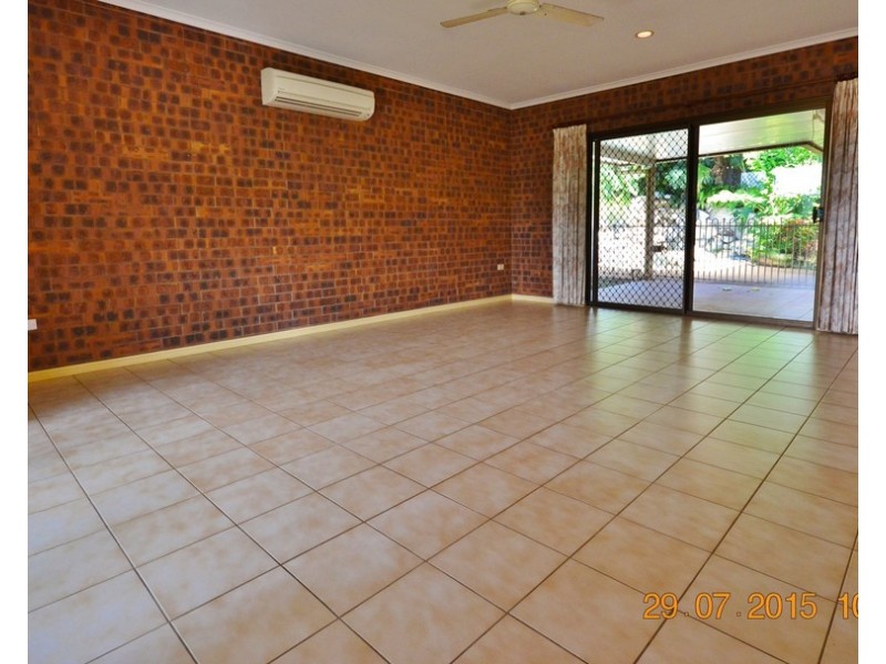 183 Harvey Road, Redlynch QLD 4870