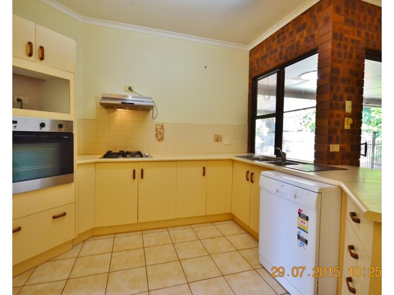 183 Harvey Road, Redlynch QLD 4870