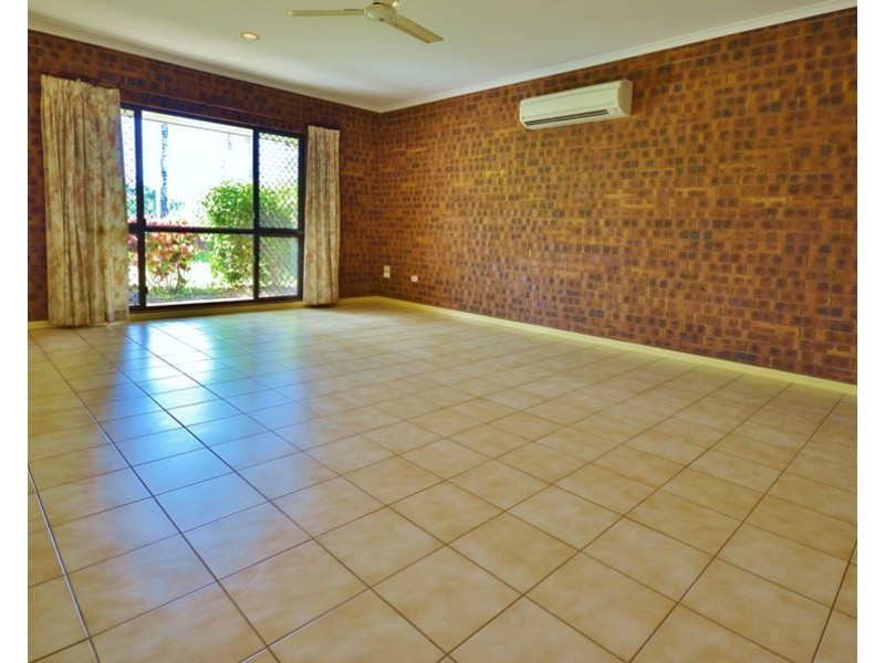 183 Harvey Road, Redlynch QLD 4870