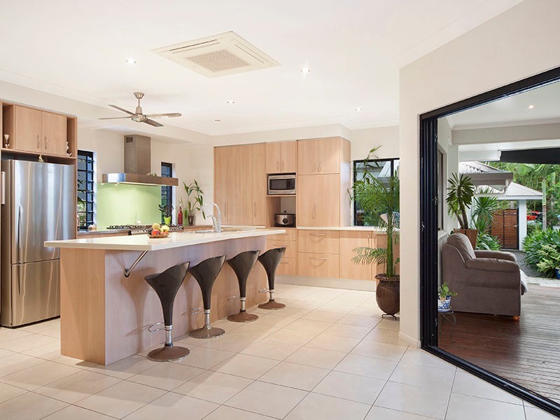 Kewarra Beach QLD 4879