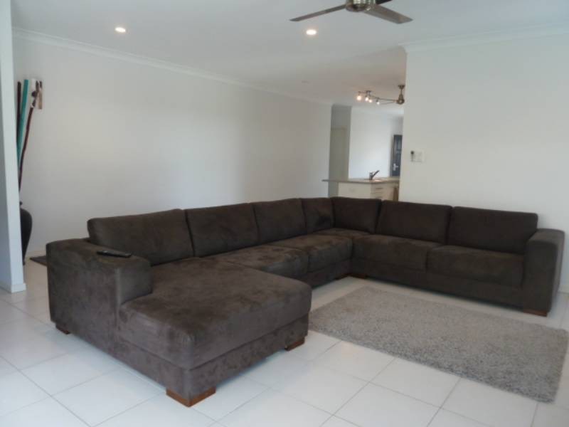 7 McBride Street, Redlynch QLD 4870