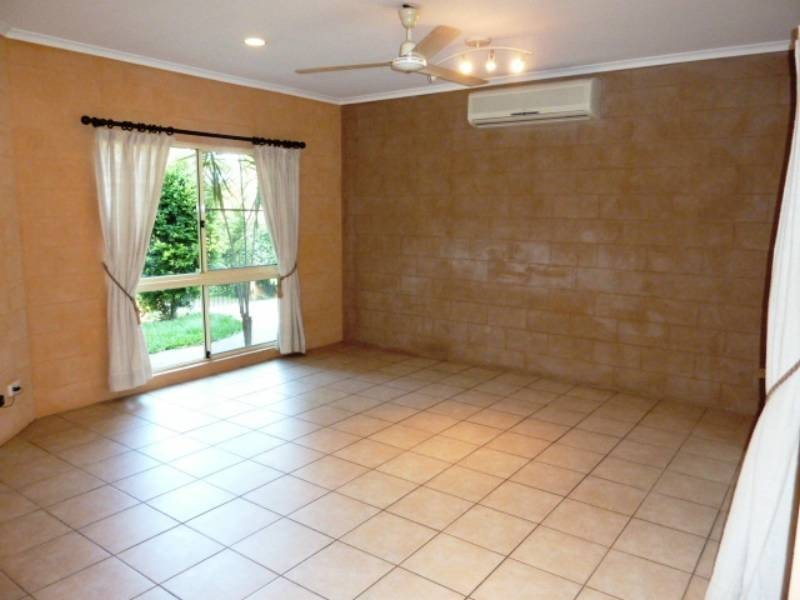 3 Haycock St, Clifton Beach QLD 4879