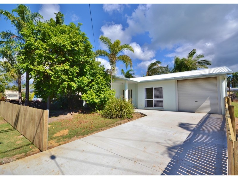 16 Rabaul Street, Trinity Beach QLD 4879