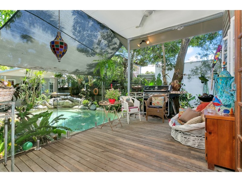 167 O’Shea Esplanade, Machans Beach QLD 4878