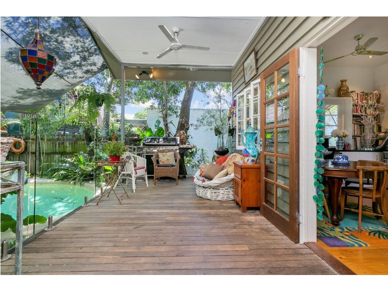 167 O’Shea Esplanade, Machans Beach QLD 4878
