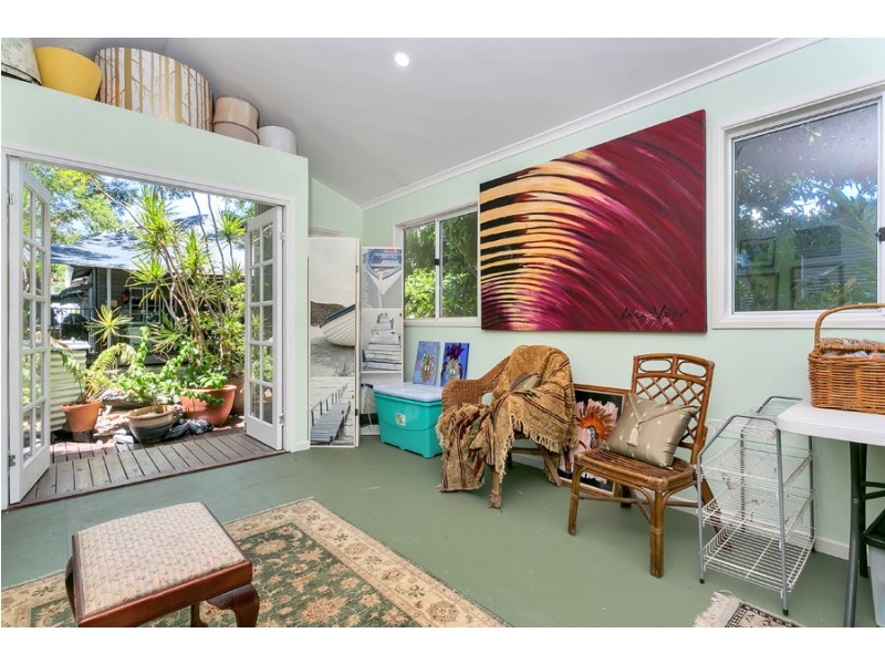 167 O’Shea Esplanade, Machans Beach QLD 4878