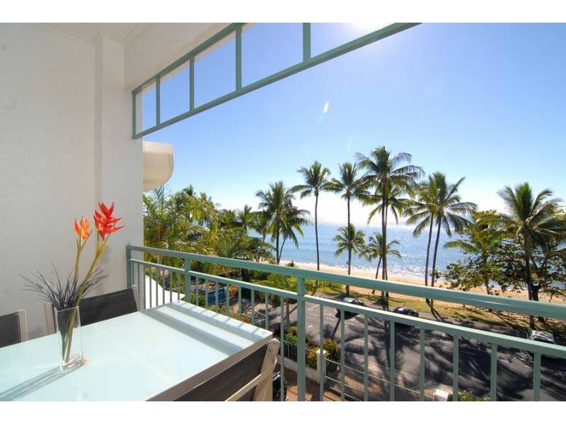 Trinity Beach QLD 4879
