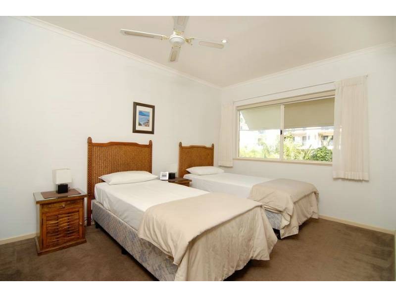Trinity Beach QLD 4879