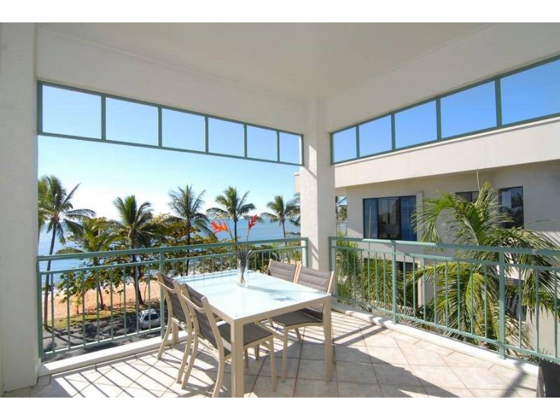 Trinity Beach QLD 4879