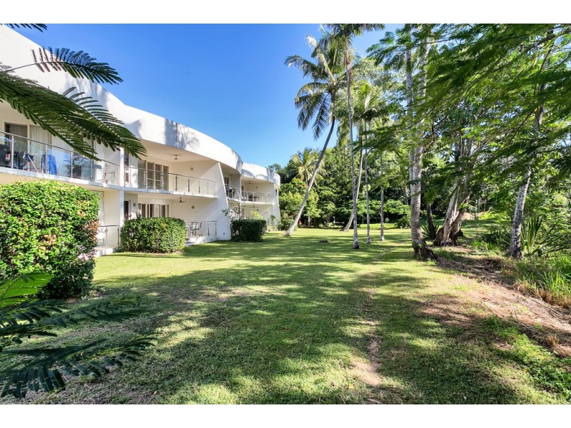 6/96 Moore Street, Trinity Beach QLD 4879