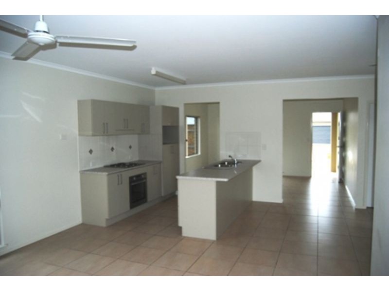 12 Totley Chase, Trinity Park QLD 4879
