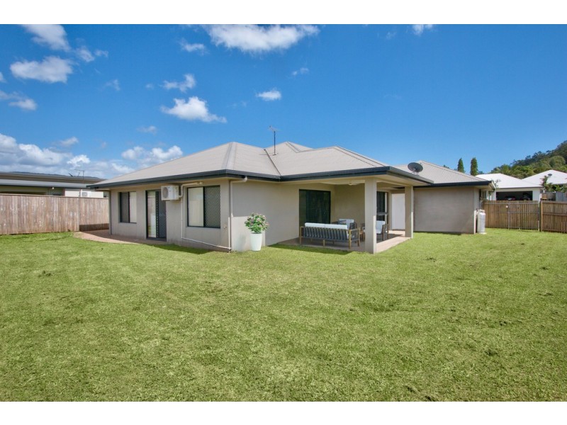 123 Roberts Drive, Trinity Beach QLD 4879