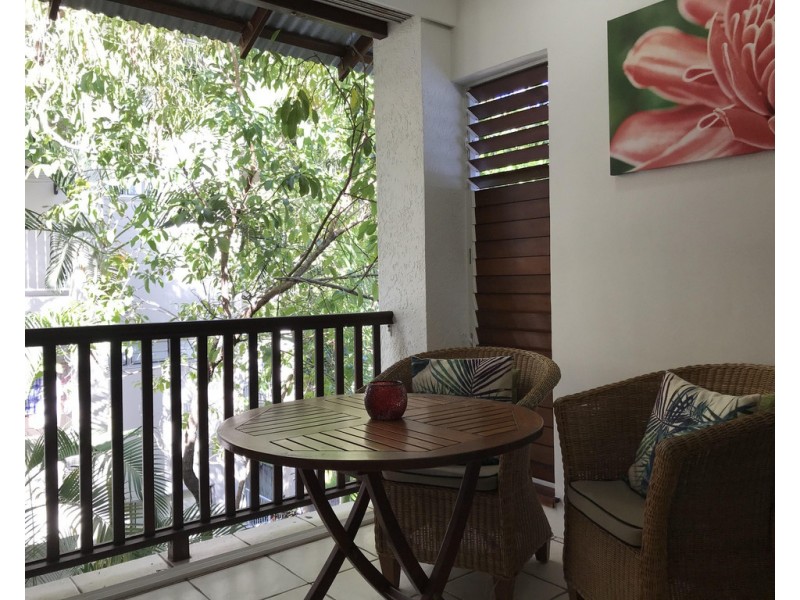 21/10 Amphora Street, Palm Cove QLD 4879