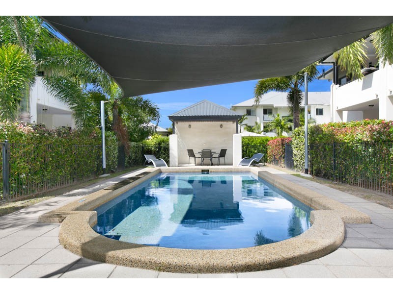 7/12 Oyster Court, Trinity Beach QLD 4879