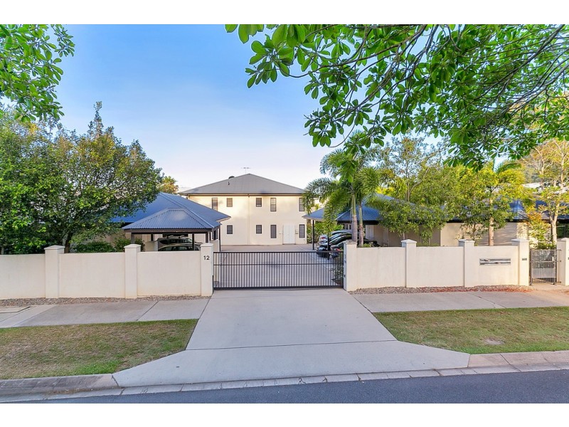 7/12 Oyster Court, Trinity Beach QLD 4879