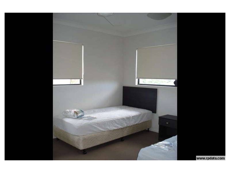 1/40 Intake Road, Redlynch QLD 4870