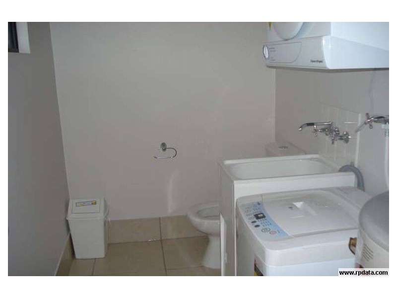 1/40 Intake Road, Redlynch QLD 4870