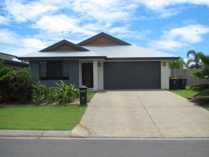 6 Montalbion Avenue, Trinity Park QLD 4879