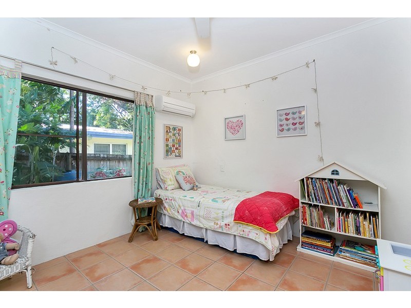 Clifton Beach QLD 4879