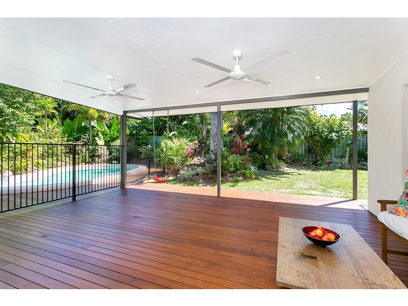 Clifton Beach QLD 4879