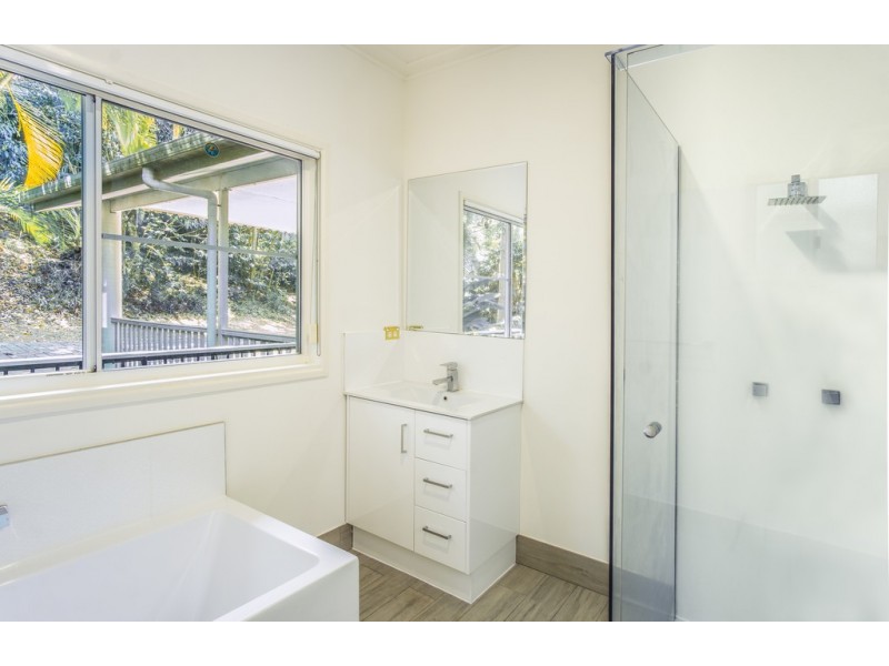 39 Tari Place, Trinity Beach QLD 4879