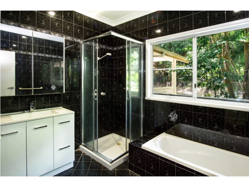39 Tari Place, Trinity Beach QLD 4879