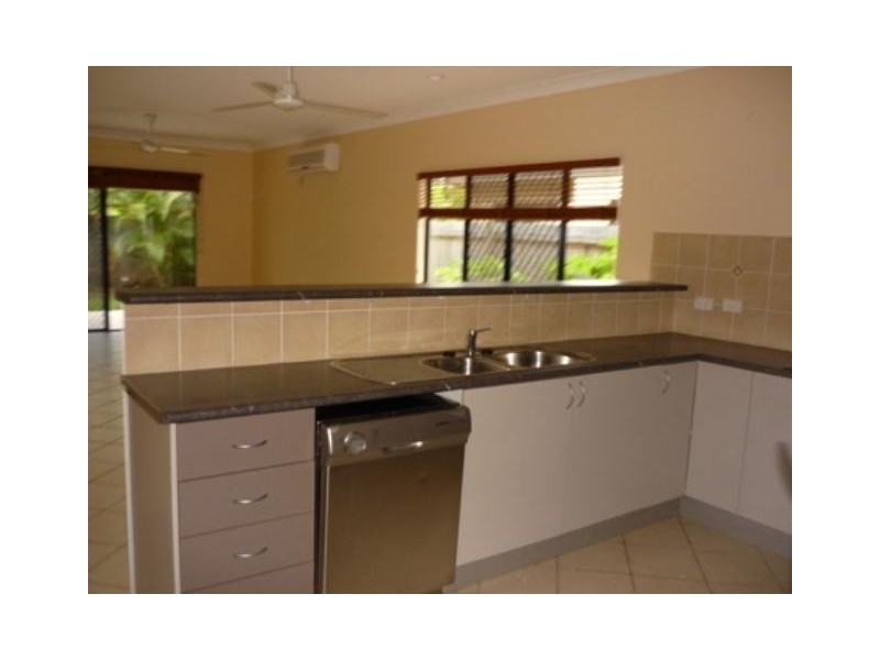 Kewarra Beach QLD 4879