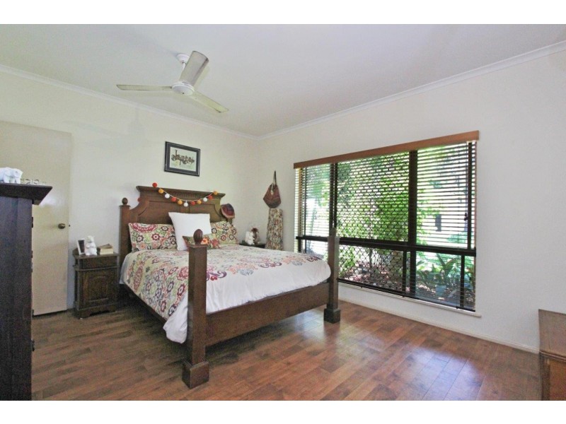 13 Ilse Close, Clifton Beach QLD 4879