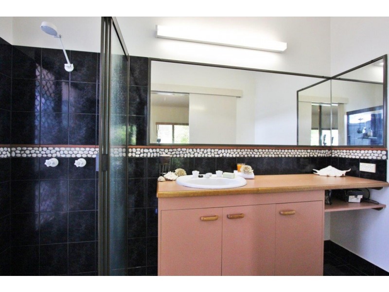 13 Ilse Close, Clifton Beach QLD 4879