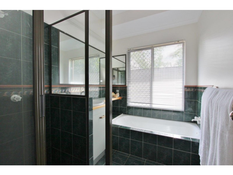 13 Ilse Close, Clifton Beach QLD 4879