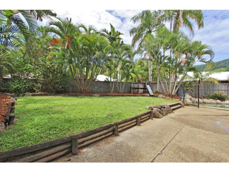 13 Ilse Close, Clifton Beach QLD 4879