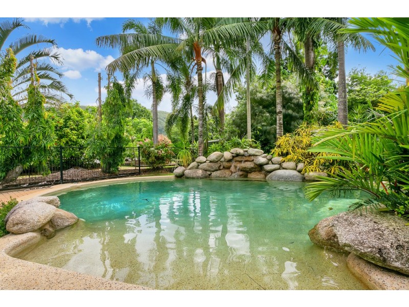 24 Parkinson Avenue, Kewarra Beach QLD 4879