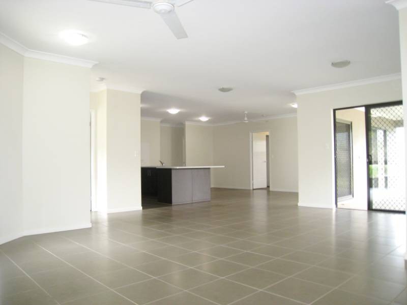 109 Roberts Drive, Trinity Beach QLD 4879