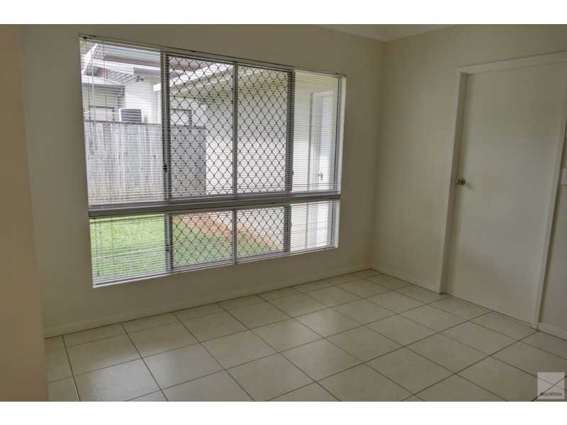 128 Roberts Drive, Trinity Beach QLD 4879