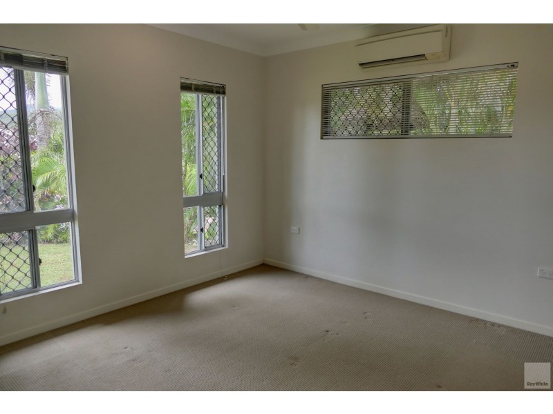 128 Roberts Drive, Trinity Beach QLD 4879