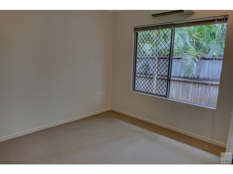 128 Roberts Drive, Trinity Beach QLD 4879