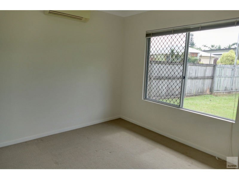 128 Roberts Drive, Trinity Beach QLD 4879
