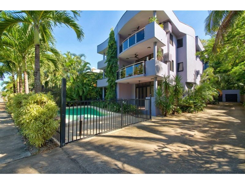 6/65 Sims Esplanade, Yorkeys Knob QLD 4878