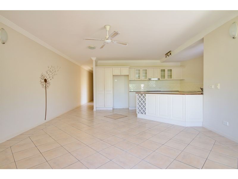 6/65 Sims Esplanade, Yorkeys Knob QLD 4878