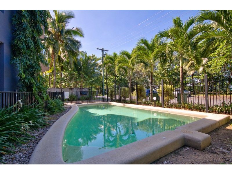 6/65 Sims Esplanade, Yorkeys Knob QLD 4878