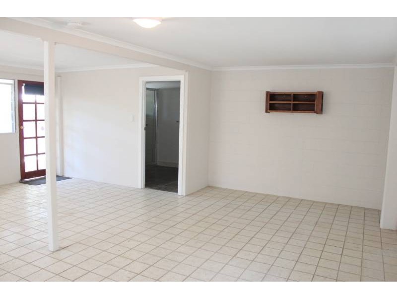 6A Arunta Street, Trinity Park QLD 4879